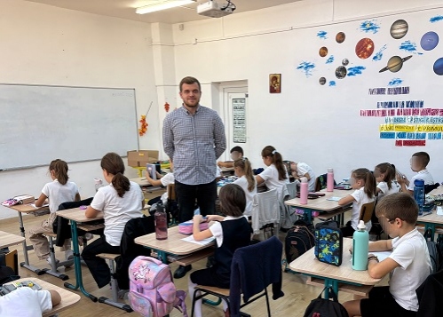 Școala - rural vs. urban. Interviu cu un tânăr profesor