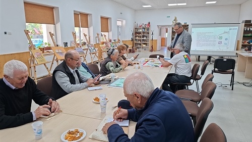 Peste 1.000 de seniori au dobândit abilități digitale  prin proiectul Hi Digital - Conectăm Generații în Lumea Digitală