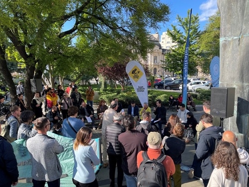 Plimbările pe Dâmbovița continuă pe 8 și 9 mai, la Debarcaderul Piața Națiunile Unite