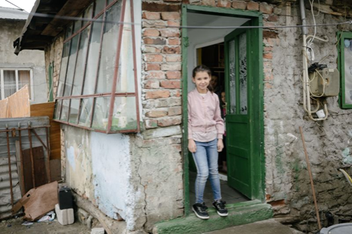 Starea copilului în România: Trei din zece copii români trăiesc în sărăcie, tot mai mulți sunt expuși riscurilor date de lipsa vaccinării, rata mortalității la copiii sub un an crește la cel mai înalt nivel din ultimul deceniu
