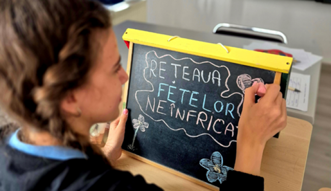 Călătoria unor fete din rural de la tăcere la curaj: Fundația Progress lansează ediția 2025 a  proiectului Reţeaua Fetelor Neînfricate