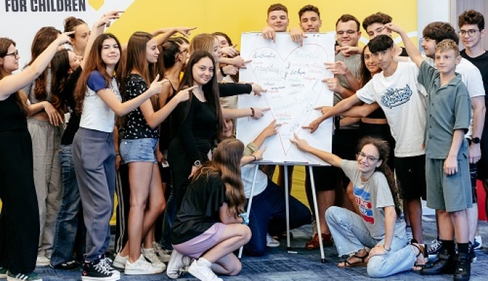Fundația Hope and Homes for Children a desemnat cei  35 de bursieri ai celei de-a patra ediții a Burselor DAR