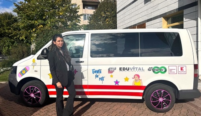 Prima caravană mobilă dedicată sănătății emoționale a copiilor din Oltenia, lansată de Ziua Mondială a Sănătății Mintale