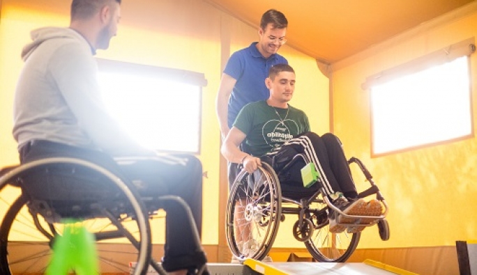 Încă un an de sprijin dedicat mobilității și incluziunii persoanelor cu dizabilități