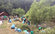 Un colt de rai pe Valea Iadului. Prima ecologizare in cadrul proiectului Omul REinverzeste locul