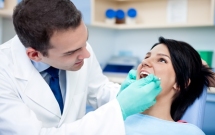 In cadrul campaniei Zambeste Romania 2014, peste 1.000 de medici dentisti din 30 de judete ofera gratuit consultatii sau detartraje