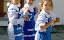 UNICEF si Carrefour ajuta copiii sa mearga la scoala