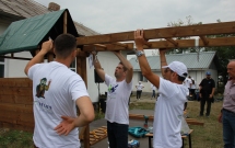 Peste 100 de voluntari au renovat Scoala Generala din satul Plopsor, judetul Dolj