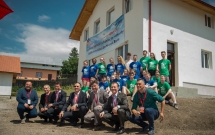 REWE România a înmânat celor trei familii din Moinești cheile noii case
