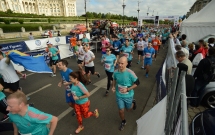 Șeful Cancelariei Prim-ministrului, președintele ANAF și doi secretari de stat au alergat pentru copiii sprijiniți de Hope and Homes for Children la Maratonul București