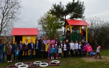 Copiii din satul SOS Cisnadie au un loc nou de joaca!