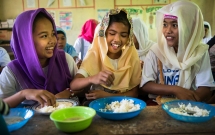 Mastercard şi Programul Alimentar Mondial oferă 100 de milioane de porții de mâncare pentru copii