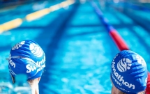 Căutăm organizații sau grupuri care vor să strângă bani la Swimathon București