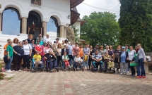 Vacanță plăcută pentru 100 de bătrâni singuri din România