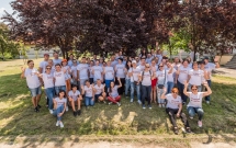 KFC a organizat „Ziua Curățeniei” în satul SOS din București și a donat peste 37.000 de euro ca parte a campaniei „Bucket de bine”