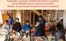 Expoziție cu obiecte din lut realizate de tineri cu autism