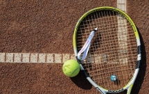 Peste 200 de participanţi la turneul caritabil Tenis pentru Fapte Bune