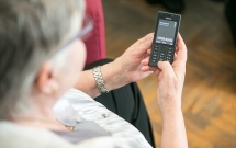 Telefonul Vârstnicului relevă topul nevoilor seniorilor la nivel național în perioada stării de urgență