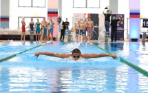 Campionii mici și mari ai Clubului Sportiv al Armatei Steaua București au intrat “la apă“ pentru a susține copiii cu autism din Asociația CONIL