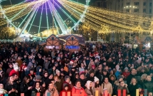 Sărbători Fericite la Târgul de Crăciun Bucureşti cu cinci zile de concerte live în Piaţa Constituţiei, între 22 şi 26 decembrie