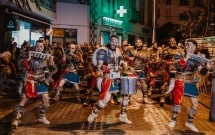 30 IUNIE – 2 IULIE: ACROBAŢII AERIENE, SPECTACOLE PE APĂ, PERSONAJE FANTASTICE ŞI INSTALAȚII VIVANTE, LA FESTIVALUL INTERNAŢIONAL DE TEATRU DE STRADĂ BUCUREŞTI – B-FIT IN THE STREET! #12