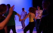 Dans? Terapie? Dans-terapie – experiența ParkinsOn Dance