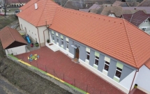 Marius Moga a inaugurat Școala Gimnazială din satul Câlnic, renovată de Asociația BookLand