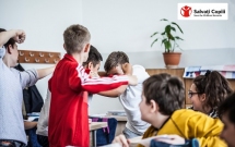 Salvați Copiii România extinde programul anti-bullying în grădinițe și școli: Un elev din doi este victima actelor de amenințare, de umilire sau de violență fizică, iar patru copii din cinci asistă la situații de bullying
