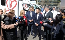 Trei caravane medicale, dotate cu aparatură medicală, vor ajunge în comunitățile rurale vulnerabile