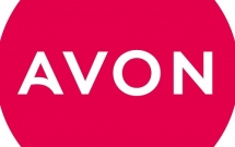 Avon pornește campania „Friends vs. Followers” în liceele din România, odată cu lansarea parfumului TTA Everlasting