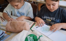 Aproape 1.700 de copii au învățat să adopte comportamente sustenabile pentru o Românie mai curată, împreună cu RetuRO și Let’s Do It, Romania!