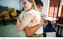 Ce au în comun copiii „din sistem”? O traumă!