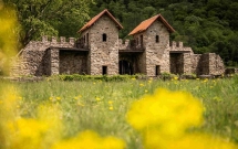 România Atractivă poartă turiștii prin locuri de poveste