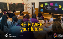 420 de elevi din sudul și nord-estul țării au participat la ateliere de dezvoltare personală în cadrul proiectului RE-POWER your future, derulat de JA România cu sprijinul Fundației UniCredit