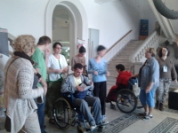 Simte Arta - Promovarea accesului persoanelor cu dizabilitati in muzeele din Bucuresti