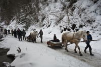 Lumina pentru ultimele 3 scoli fara electricitate din Romania